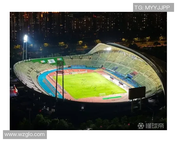 朱冠足球的崛起与发展探讨以及对中国足球未来的影响分析